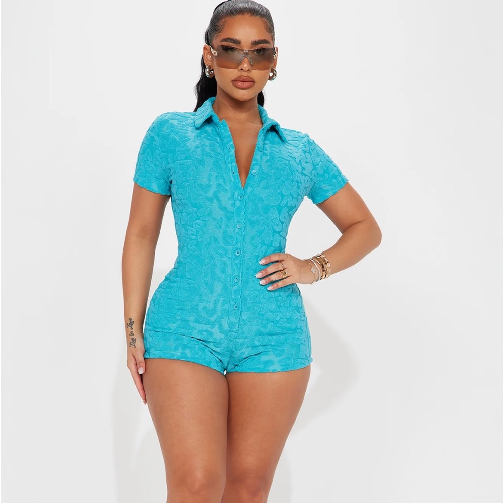 Fashion nova romper
